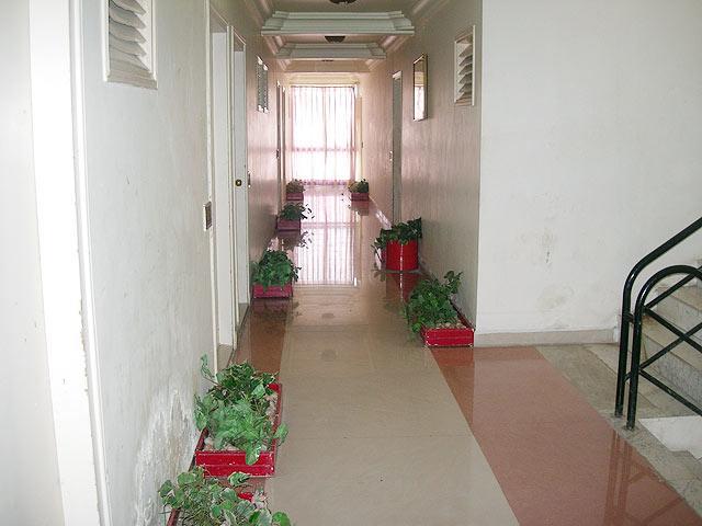 ראג'קוט Hotel Aditya מראה חיצוני תמונה