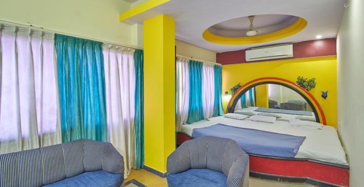 ראג'קוט Hotel Aditya מראה חיצוני תמונה